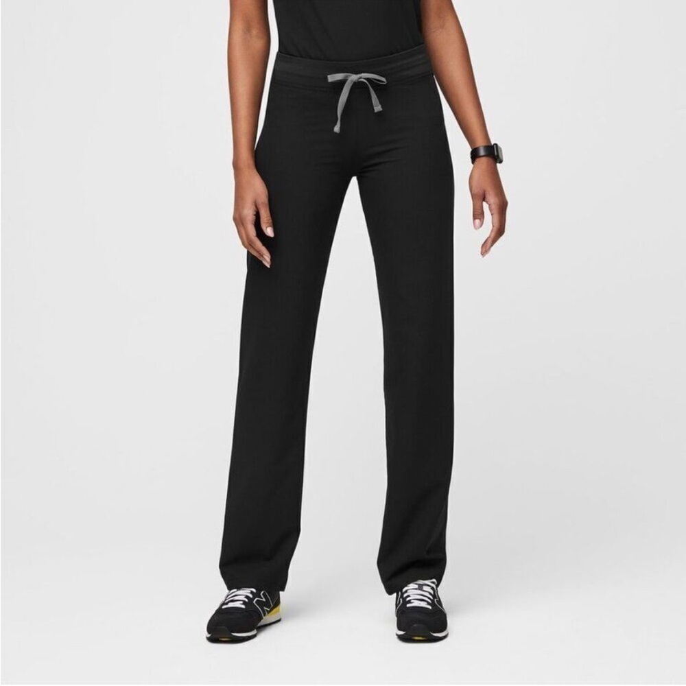 Figs Black Livingston Basic Straight Leg Scrub Pants XXL/T Style# T21003T